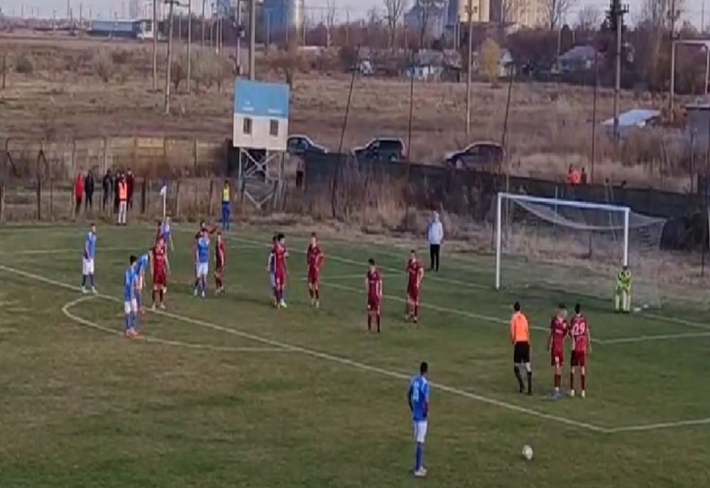 Șase goluri în meciul dintre CS Făurei și Viitorul Ianca