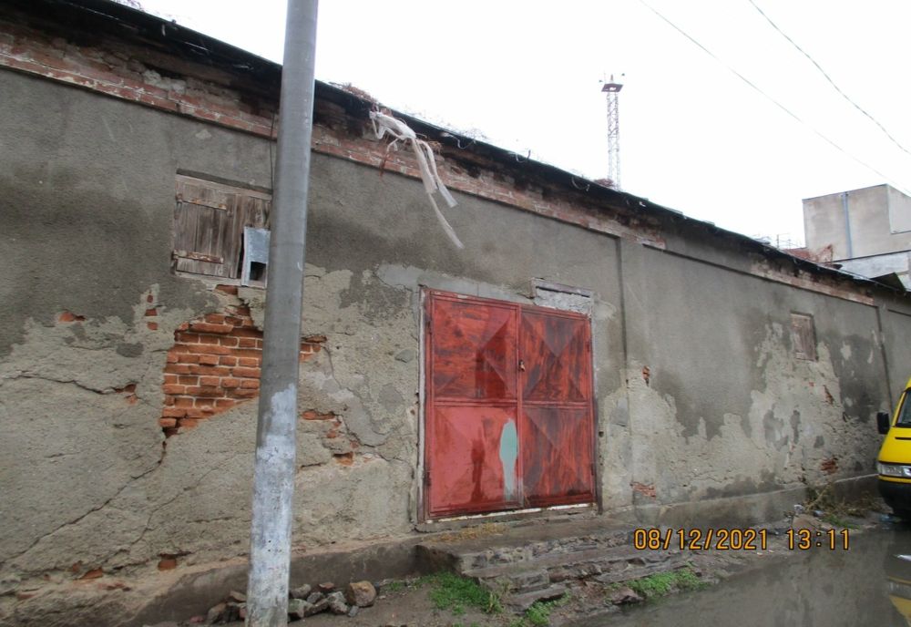 Două persoane juridice din București amendate de Poliția Locală Brăila pentru neîntreținerea locațiilor pe care le dețin