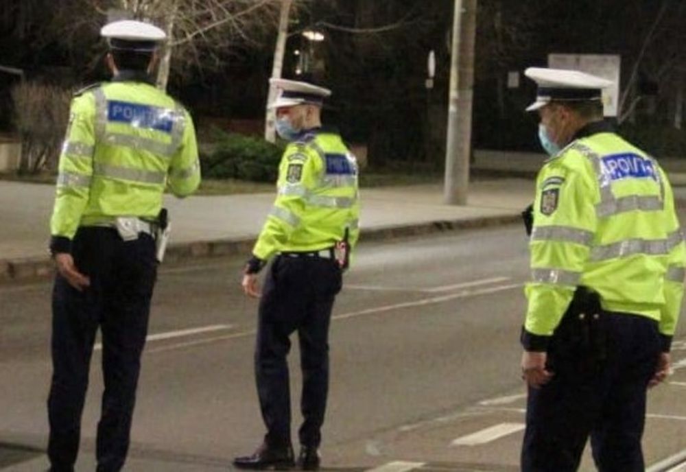 Polițiștii au continuat activitățile de verificare a gradului de respectare a prevederilor legale pentru prevenirea şi combaterea efectelor pandemiei