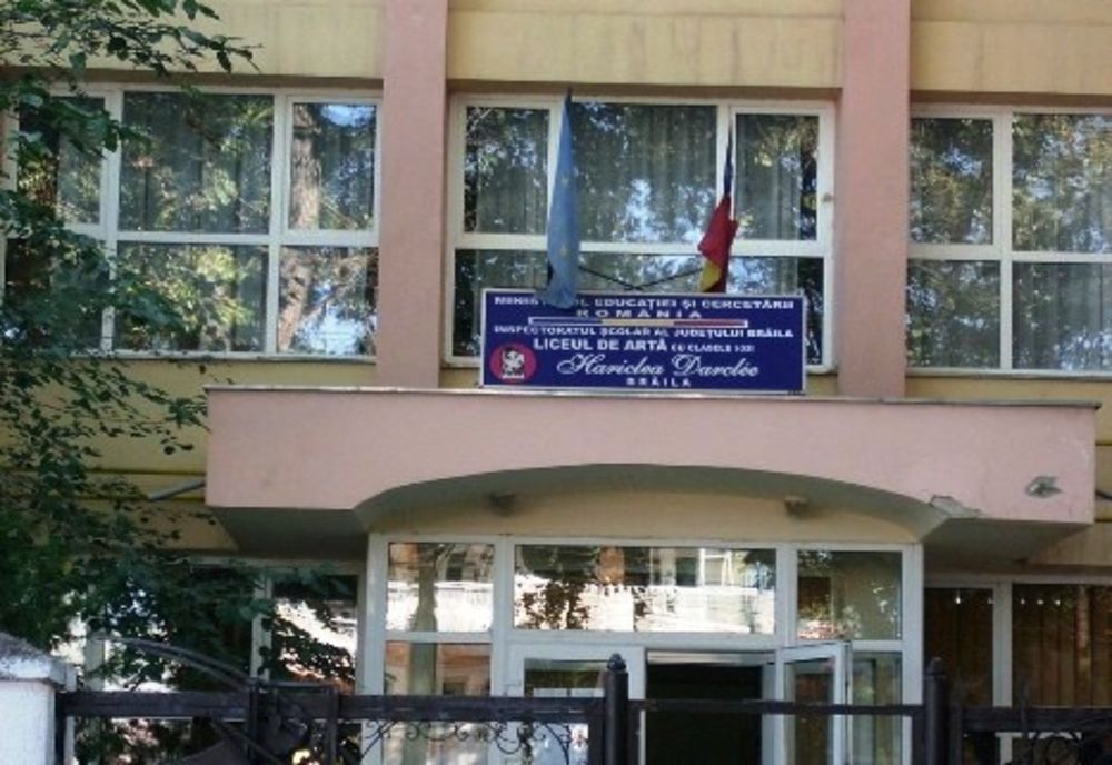 Încă un scandal cu o elevă agresată la o clasă de a VI-a de la Liceul Darclee