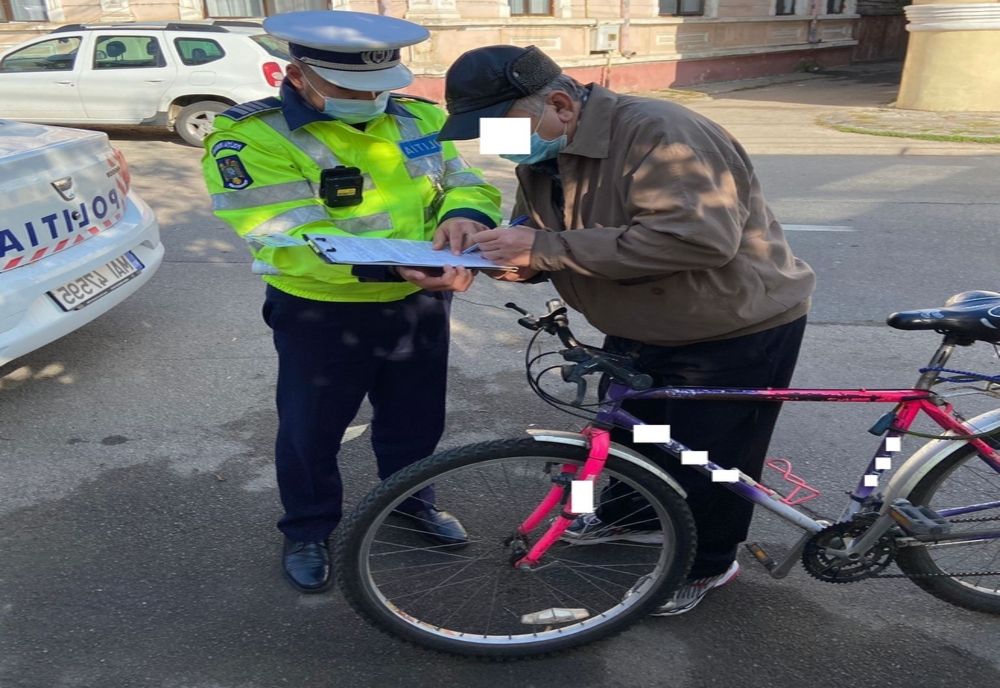 Aproape 100 de sancțiuni aplicate de polițiști bicicliștilor