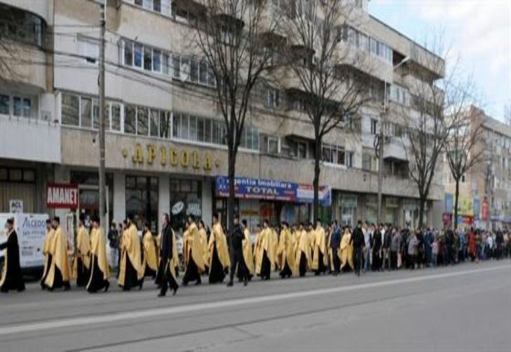 Pelerinajul de Florii în Arhiepiscopia Dunării de Jos