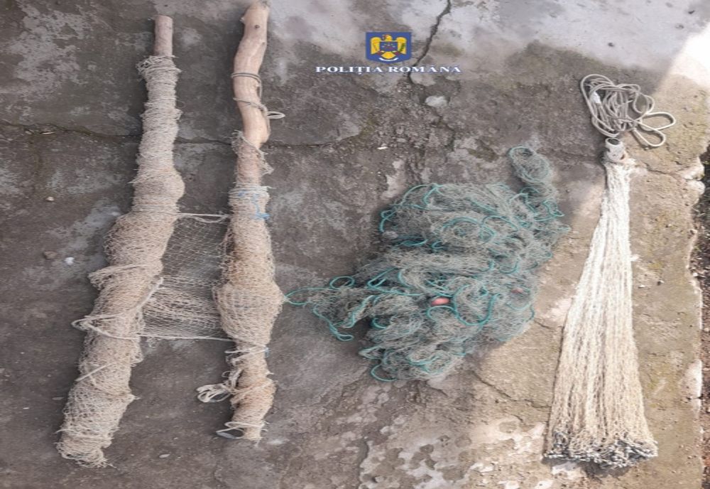 Prinși în flagrant la braconaj piscicol