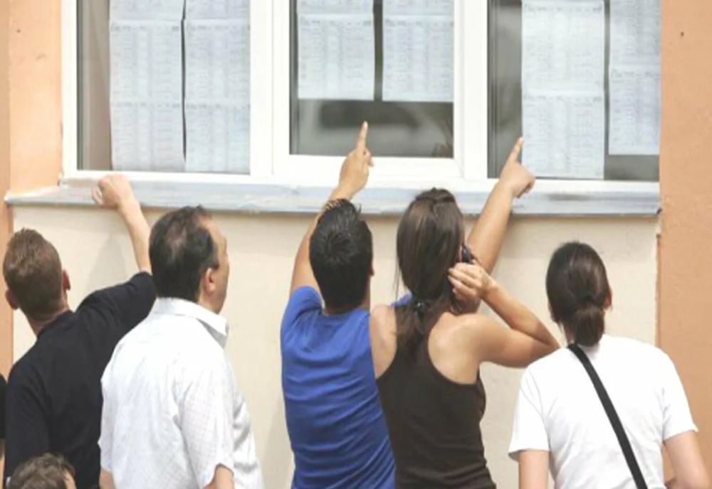 74 de elevi din Brăila au rămas nerepartizați la liceu