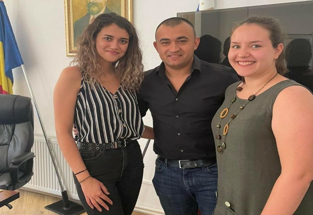 Elevele de 10 la Bacalaureat, premiate de deputatul Alexandru Popa