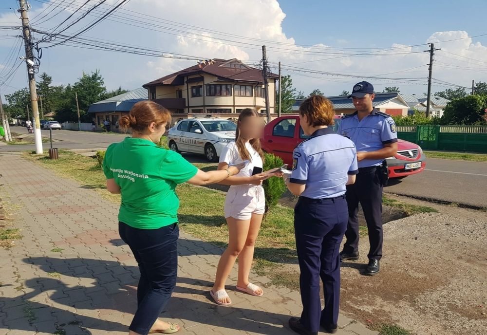 Polițiștii au oferit recomandări pentru siguranța personală și a bunurilor tuturor celor care au fost prezenți la Zilele comunei Ciocile
