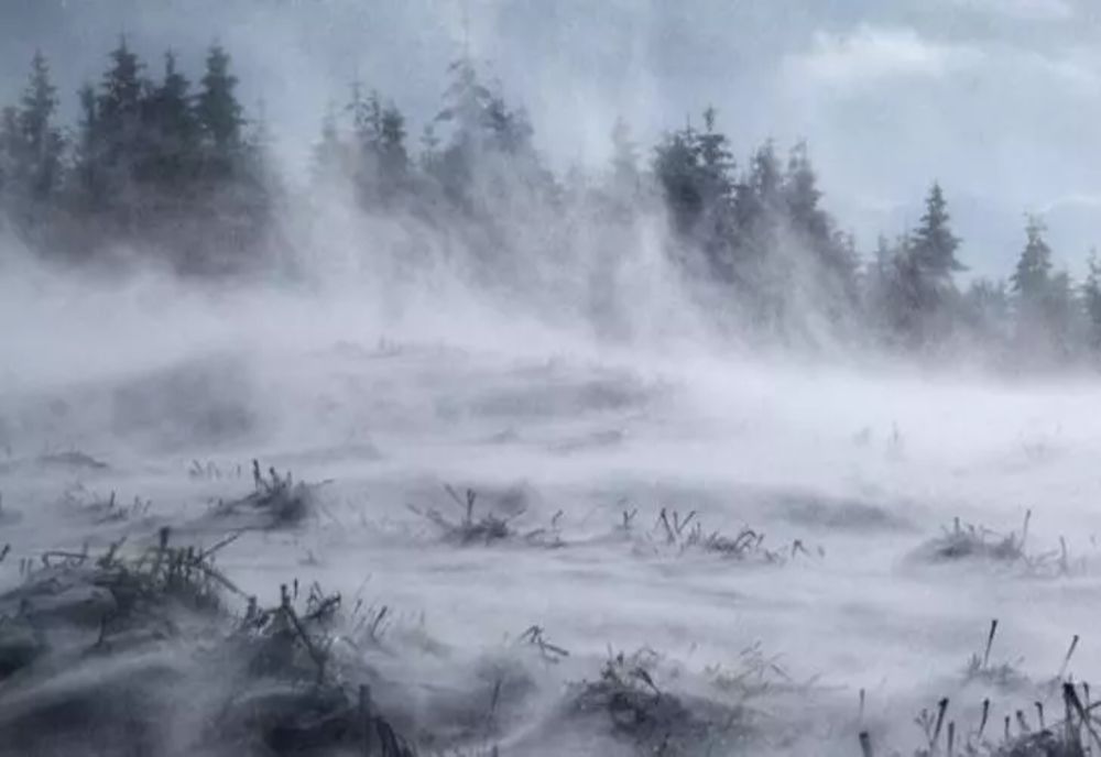 Informare meteo 18 – 21 noiembrie: precipitații moderate cantitativ, ninsori, intensificări ale vântului