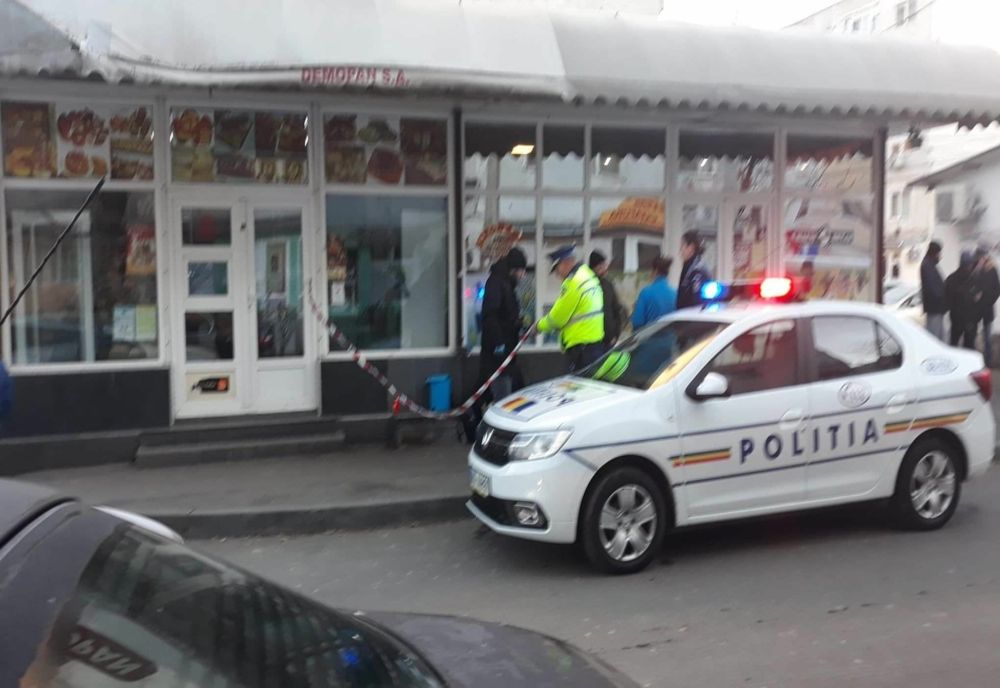 Persoană decedată pe stradă, în zona Pieței Microhală din municipiul Brăila