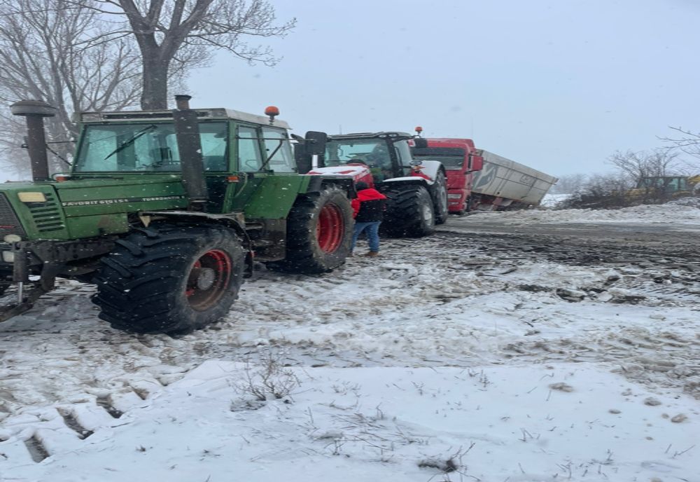 Efectele codului galben încă se resimt în județul Brăila. Două drumuri naționale rămân închise