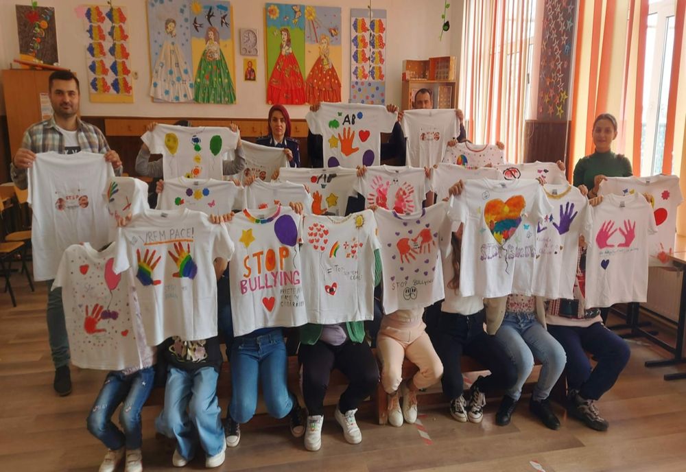 Ripostează doar în șah, exprimă-te necondiționat în artă! Fii inteligent și creativ, nu violent!