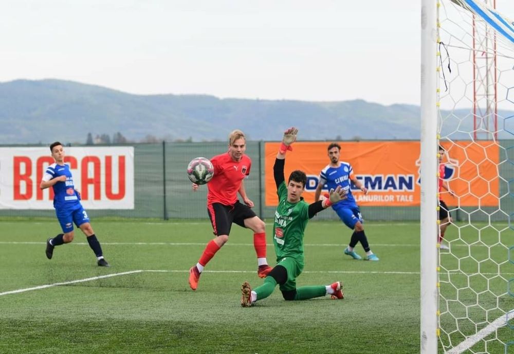 Dacia Unirea Brăila a încasat nouă goluri de la Dinamo Bacău, dar spre deosebire de ultimele meciuri au reușit să și înscrie de două ori