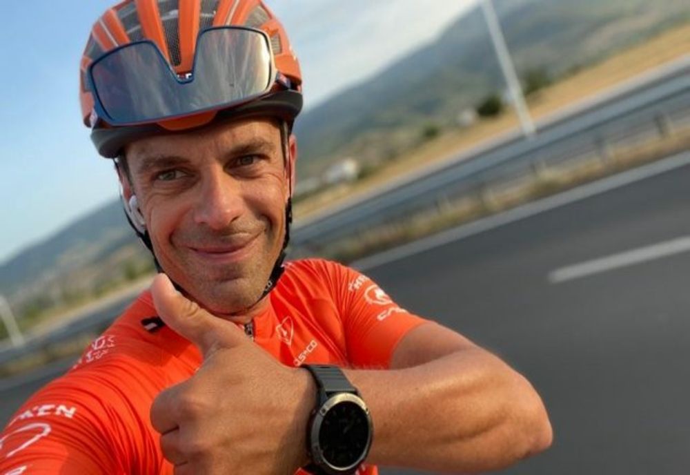 Eduard Novak cere ''demisia de onoare'' conducerii Federaţiei Române de Ciclism, după suspendarea lui Dascălu