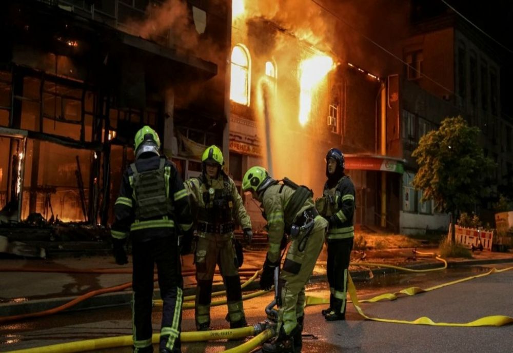 UCRAINA: CEL PUȚIN 4 MORȚI DUPĂ UN NOU ATAC MASIV AL RUȘILOR ASUPRA KIEVULUI