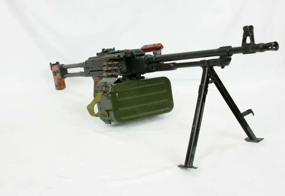 Crește producția de armament la Cugir. Uzina Mecanică are o nouă strategie de dezvoltare 