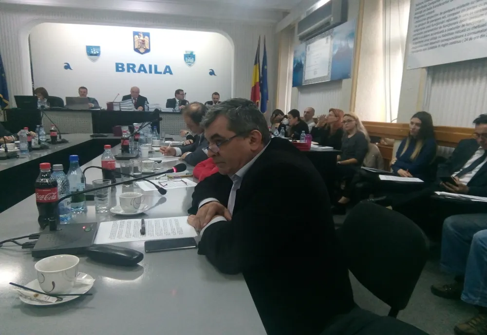 Consilierul local ALDE, Dan Păun a anunțat că va activa că independent