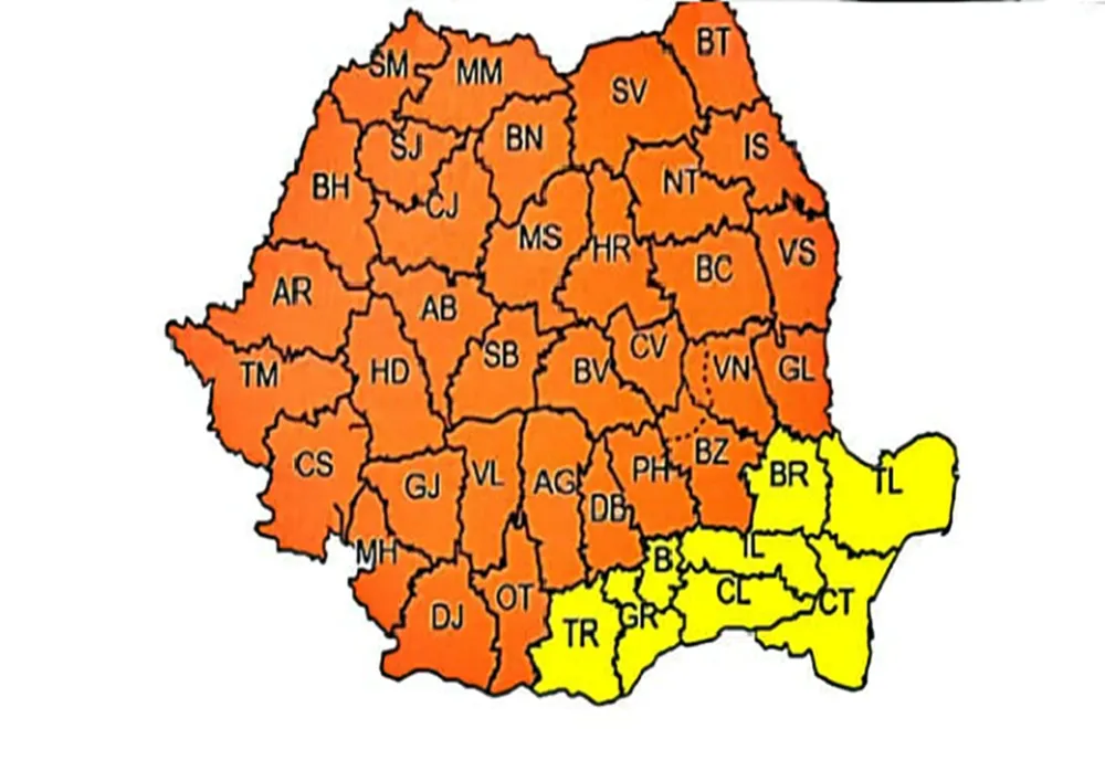 Cod portocaliu de furtuni în aproape toată țara astăzi