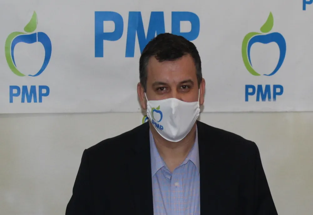 Președintele PMP Eugen Tomac îi acuză pe liderii PSD și USR de fățărnicie în problema demisiilor din Parlament