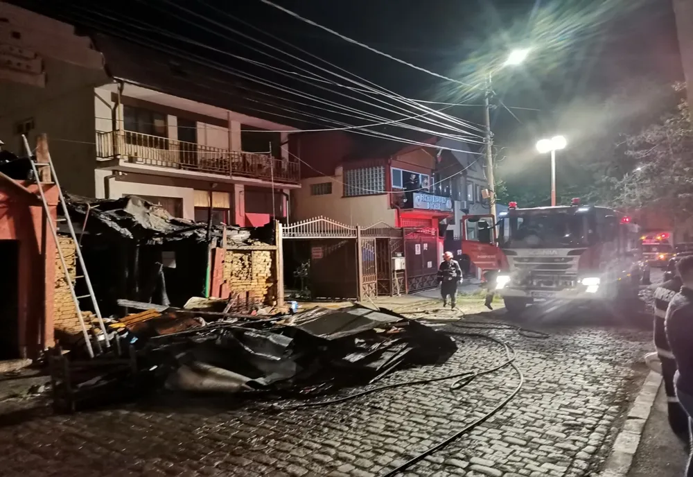 Video: Incendiu la o locuință de pe strada Piața poporului din municipiul Brăila