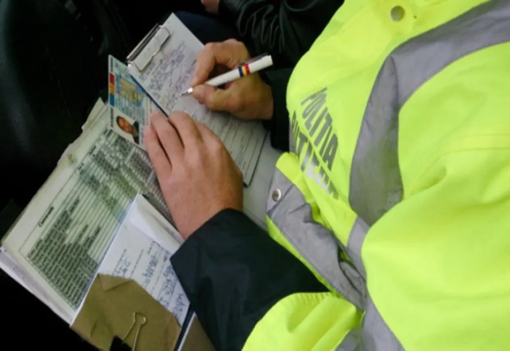 Depistați la volan deși nu posedau permise de conducere