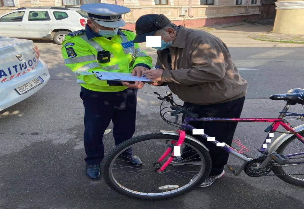 Aproape 100 de sancțiuni aplicate de polițiști bicicliștilor