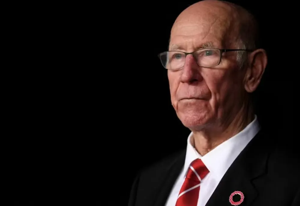 Sir Bobby Charlton, legenda Angliei și a lui Manchester United, a murit la vârsta de 86 de ani