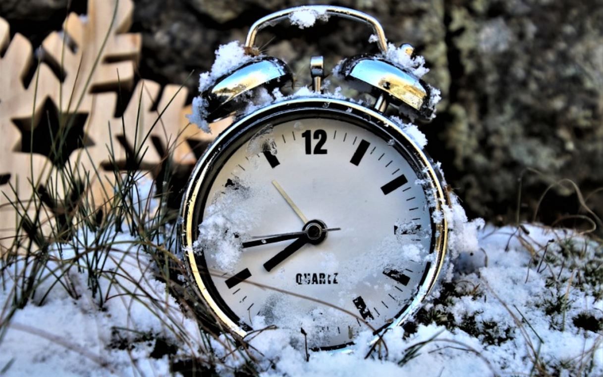 Când-se-trece-la-ora-de-iarnă-2019