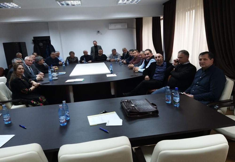 REVOLTĂ în PNL Botoșani. Liberalii nu vor să cedeze postul de prefect la ALDE