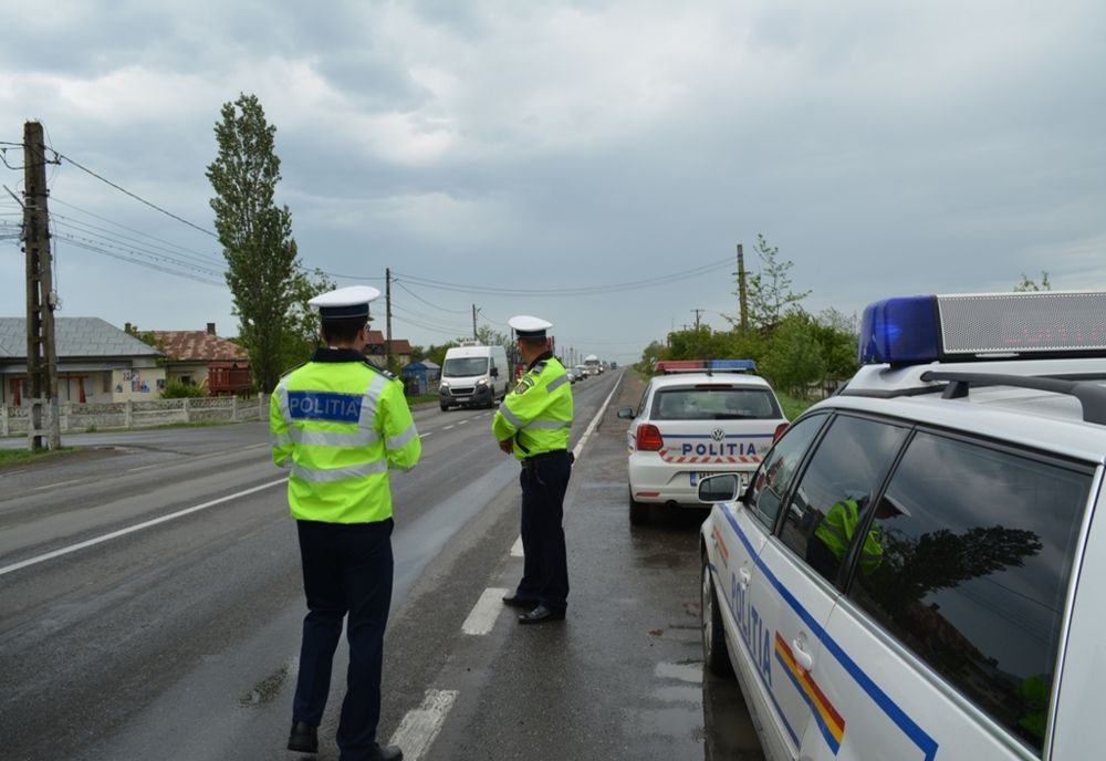 Acțiuni ale polițiștilor de la transporturi