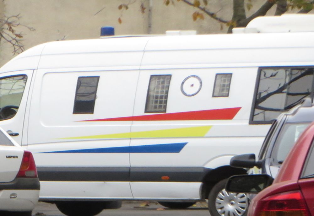 Autorii violului asupra femeii din satul Spiru Haret au fost arestați preventiv