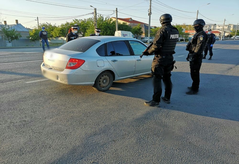 Acțiuni ale polițiștilor brăileni de respectare a ordonanțelor militare și prevenire a faptelor antisociale
