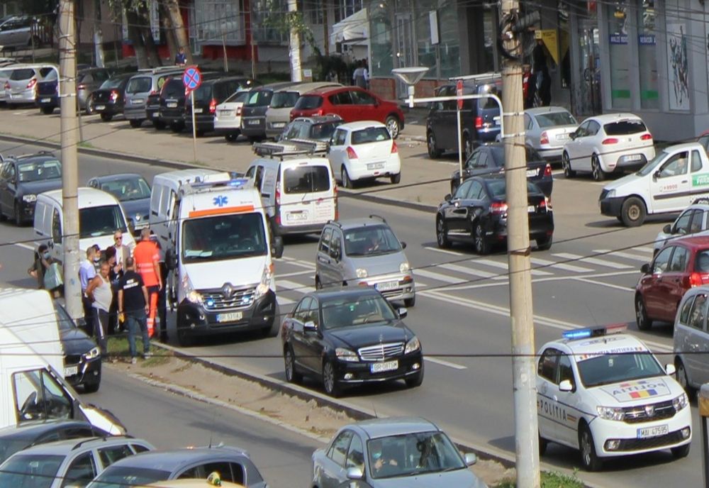 Bărbat de 68 de ani accidentat pe trecerea de pietoni de la Pistruiatu
