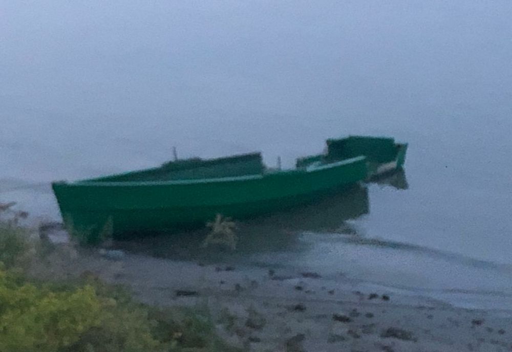 Bărbatul de 40 de ani rănit aseară de o barcă de grement este internat la spital în stare gravă