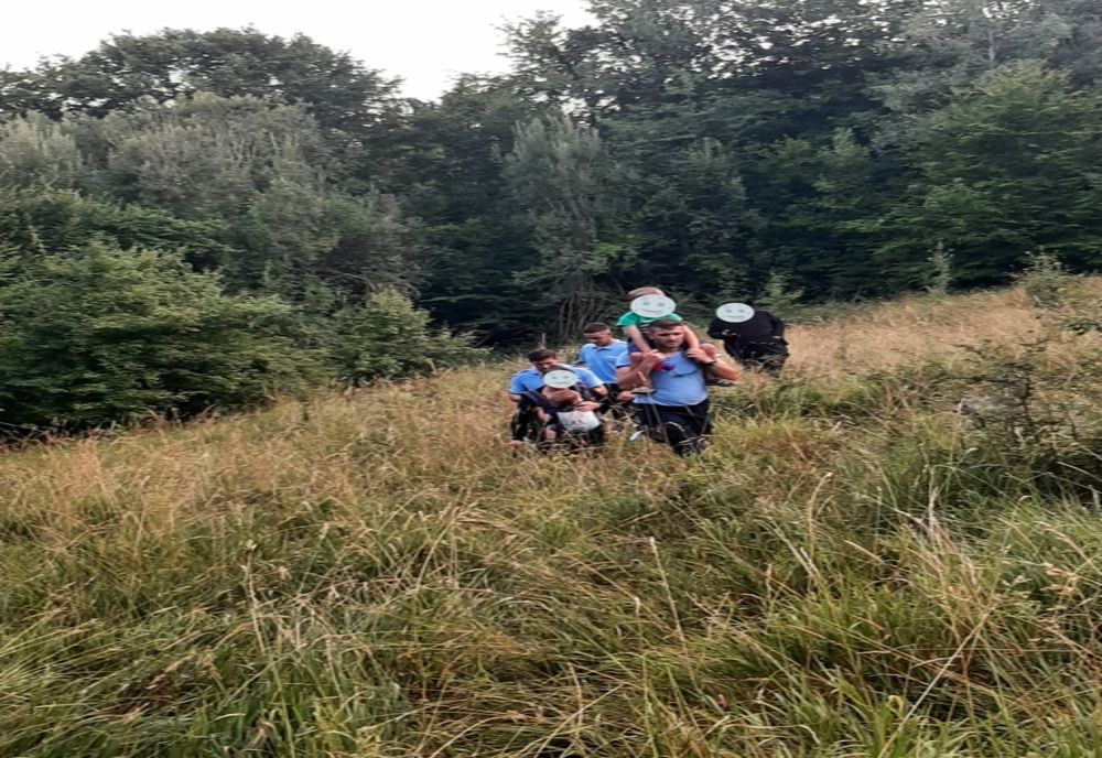 O familie din Brăila s-a rătăcit în pădurea de lângă Mănăstirea Ciolanu