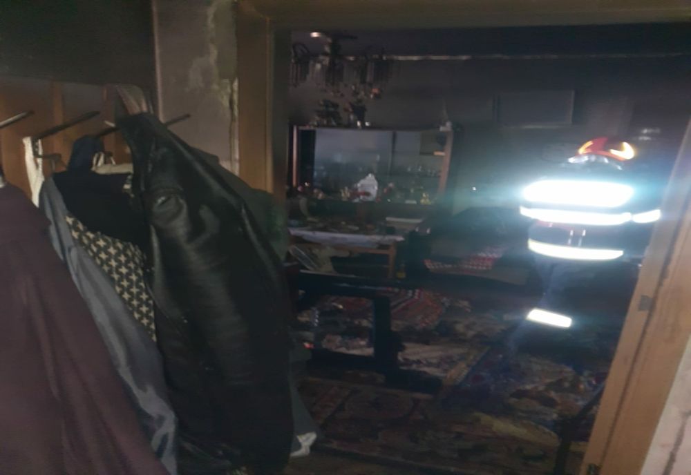 Femeie de 89 de ani decedată în urma unui incendiu într-un apartament situat la etajul 4 al unui bloc de pe Calea Galați din municipiul Brăila