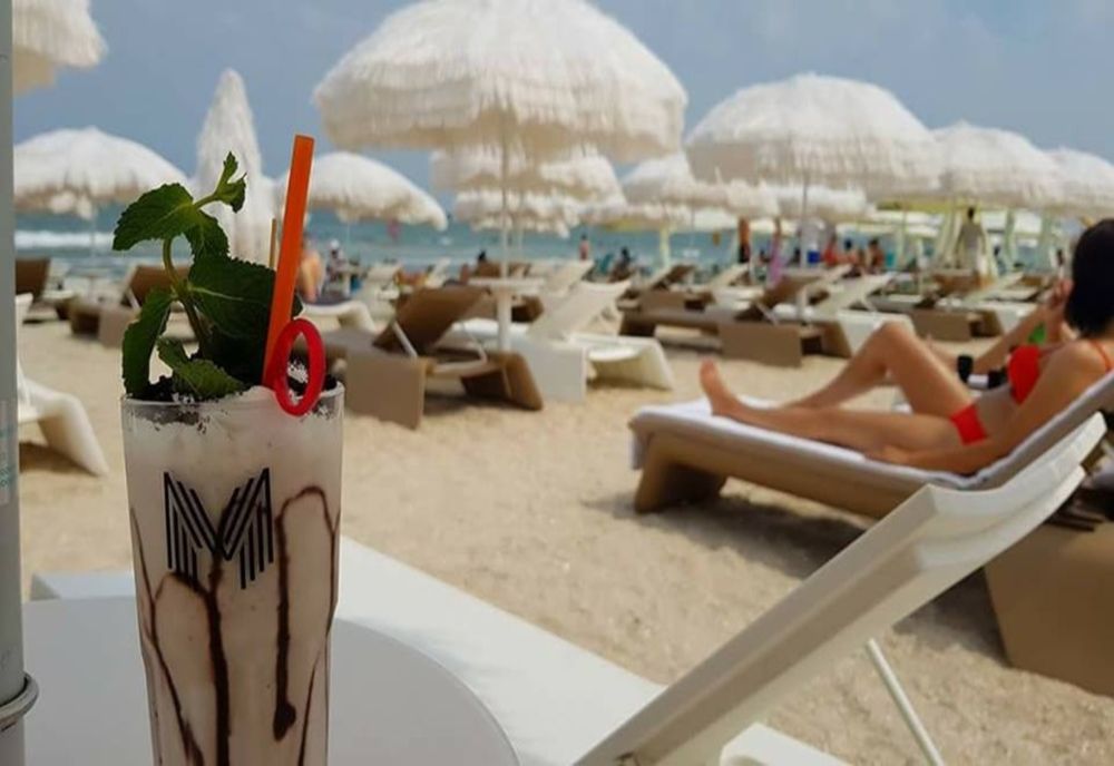 Valuri de scumpiri pe litoralul românesc. Câți lei te costă să închiriezi un șezlong pe plajă