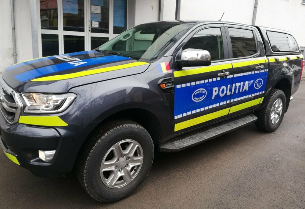 Campanie de sterilizare gratuită desfășurată de polițiștii din Brăila împreună cu Asociația „PAWS OF LOVE”