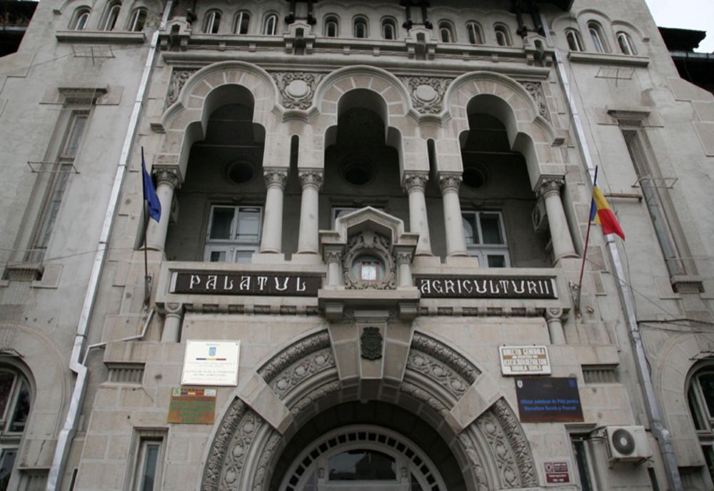 Peste 2.300 de fermieri din județul Brăila riscă să nu poată primi despăgubirile acordate de Guvern pentru culturile calamitate