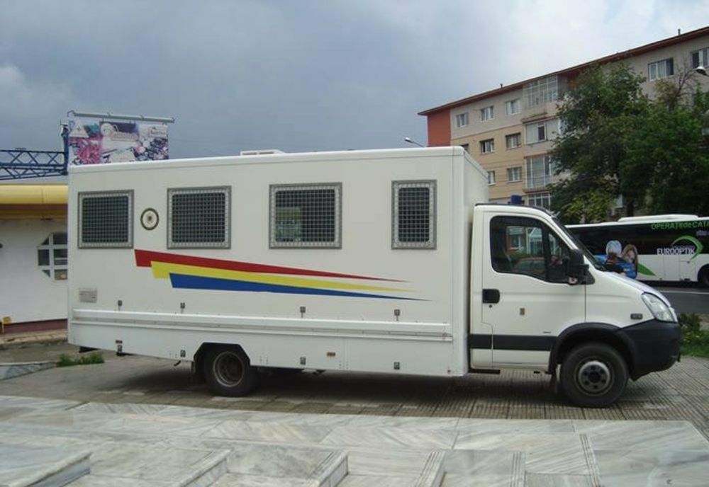 Condamnat pentru proxenetism, ridicat de polițiști dintr-un spital din Brăila și trimis la spitalul penitenciar Târgu Ocna