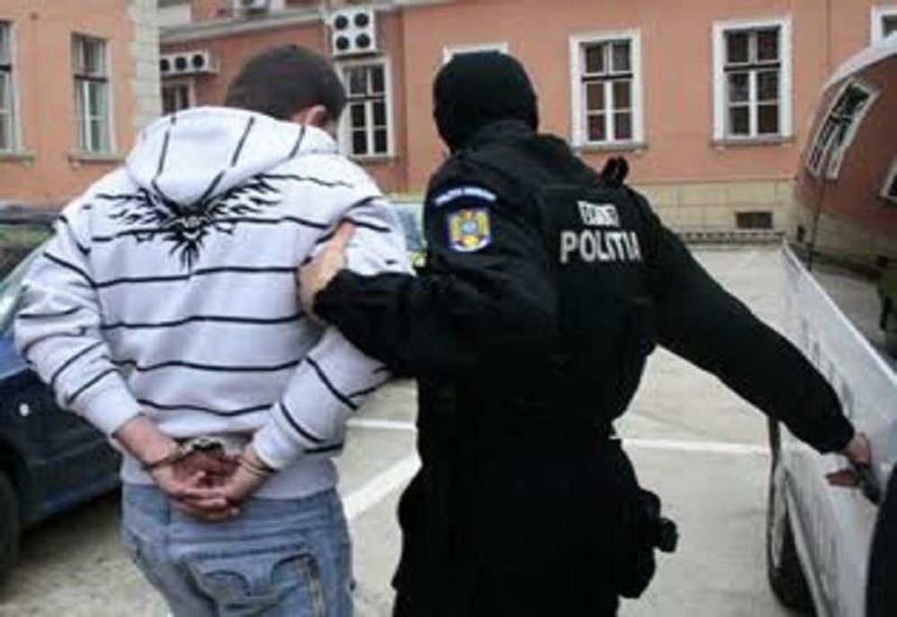 Mandat de executare a pedepsei închisorii pentru infracțiuni la regimul rutier pus în aplicare de polițiștii brăileni