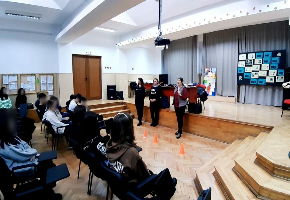 Activități de prevenire a traficului de droguri în rândul elevilor brăileni