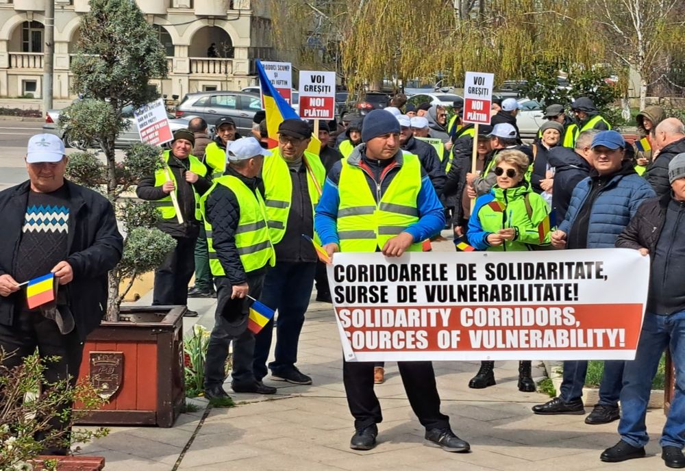 Video: Proteste ale fermierilor brăileni