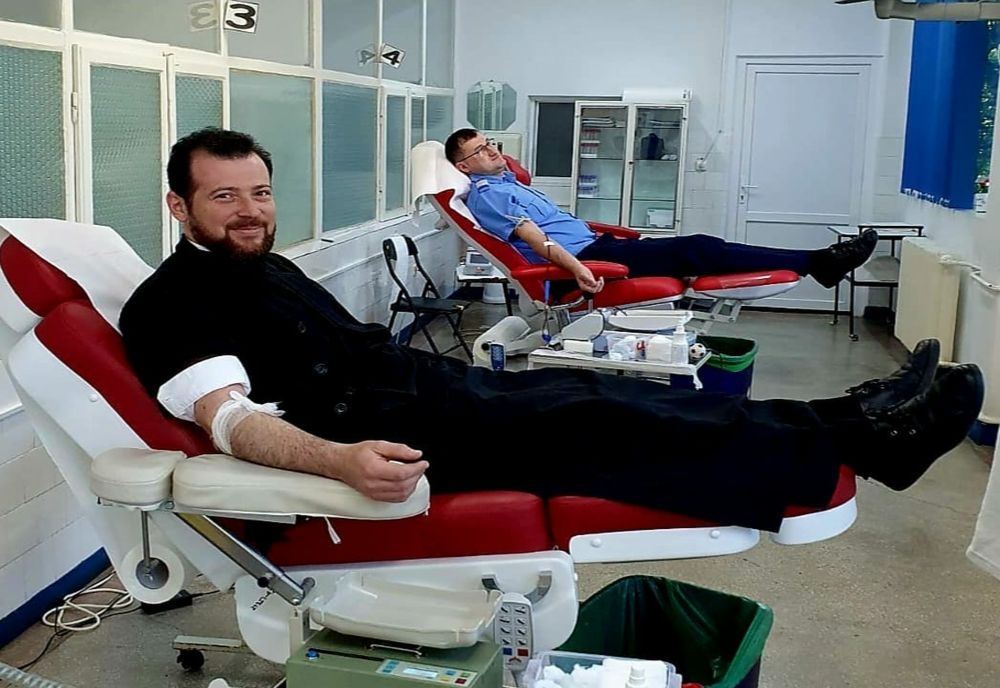Jandarmii brăileni au donat sânge   