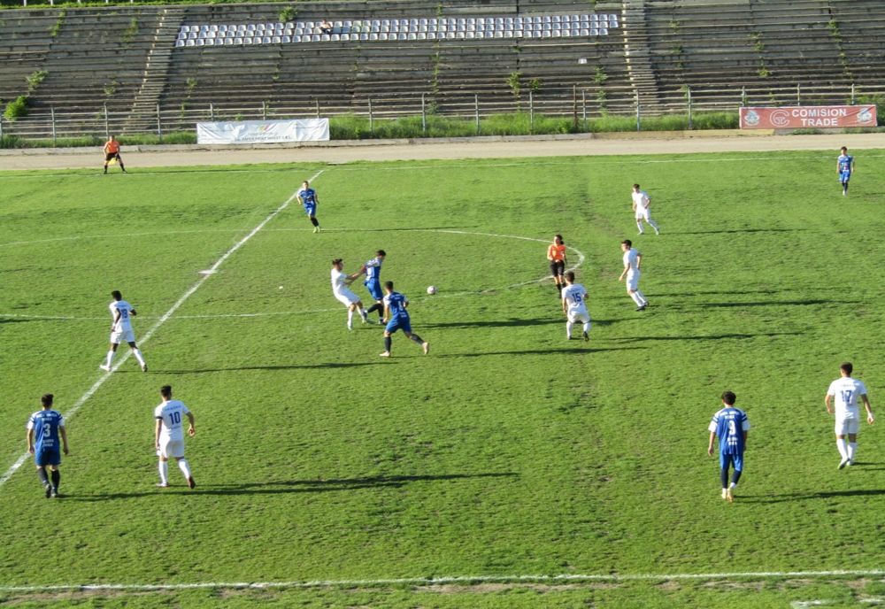 Dacia Unirea Brăila învinsă cu 0-6 de CSM Focșani. La scorul de 0-1 Vali Robu a ratat un penalty