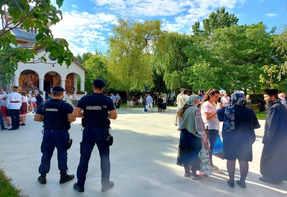 Sărbătoare sâmbătă la Măxineni. Hramul Mănăstirii și Ziua Comunei