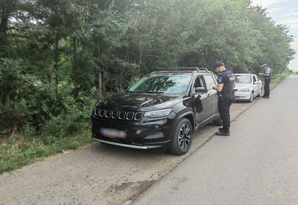 În urma acțiunii BLOCADA, polițiștii au reținut în vederea suspendării exercitării dreptului de a conduce 13 permise de conducere