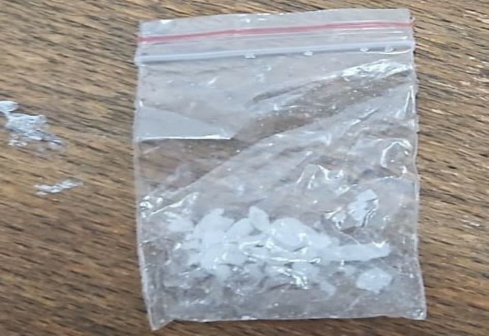 Un copil i-a cerut bunicii bani de mâncare, însă și-a cumpărat substanțe posibil interzise