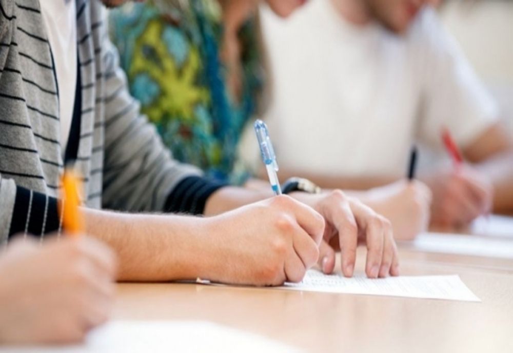 Evaluarea națională: Încep examenele pentru finalul claselor a II-a, a IV-a și a VI-a