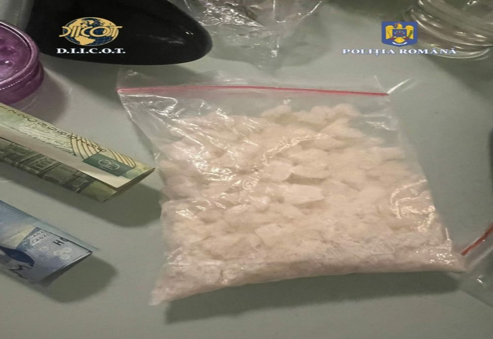 INTERCEPTĂRI ULUITOARE în cazul drogurilor vândute de la geamul apartamentului, la Brăila