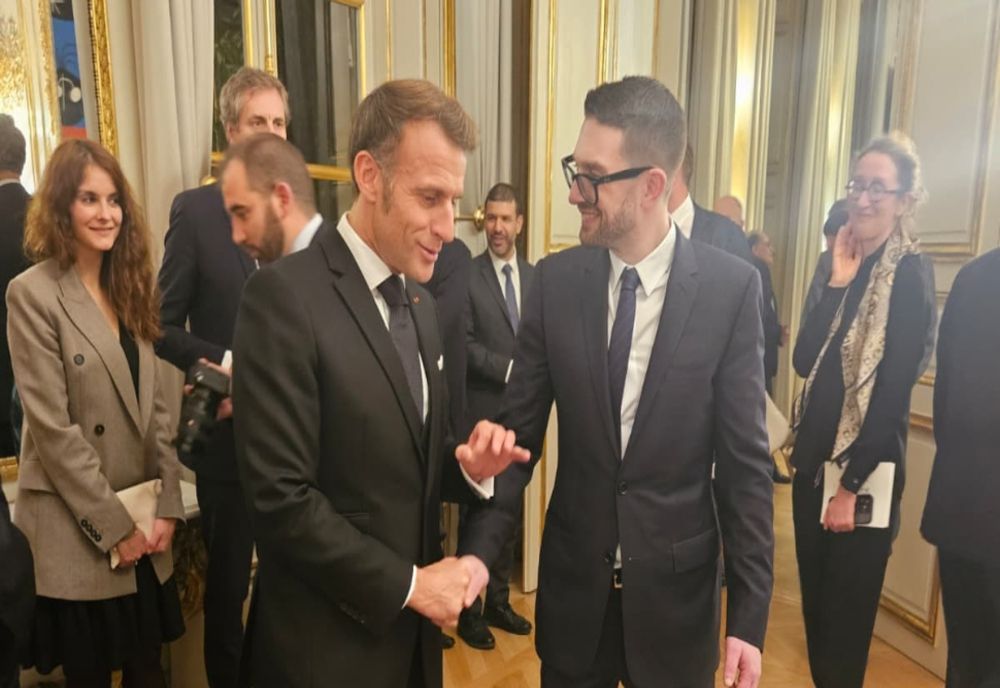 ALEXANDER SOROS, ÎNTÂLNIRE CU EMMANUEL MACRON LA PALATUL ÉLYSÉE. FIUL MILIARDARULUI CONTINUĂ ACTIVITĂȚILE INTERNAȚIONALE ALE FAMILIEI