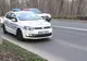 A vrut să întoarcă fără să se asigure și a fost izbit în plin de un alt autoturism
